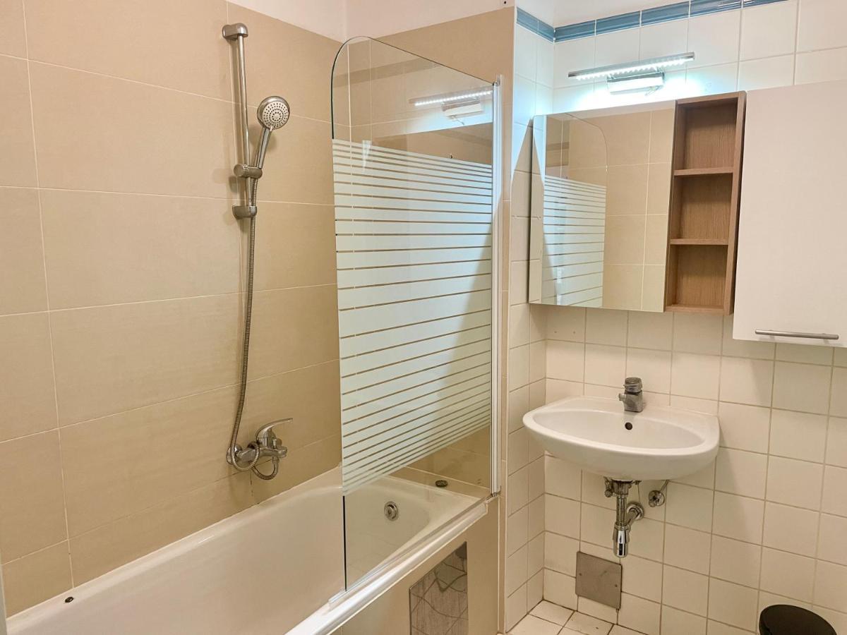100m2 Flat With Balcony Near Mariahilferstrasse - Free Parking * Vienne